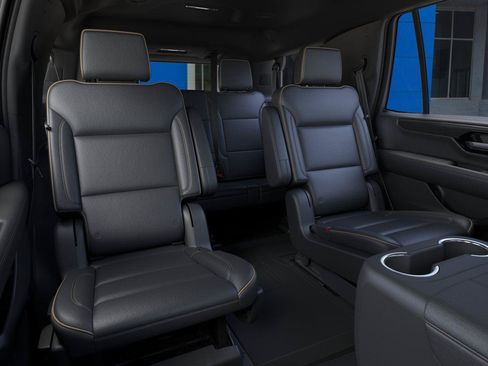 New 2026 GMC Yukon Elevation RWD image 17
