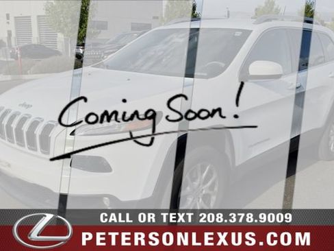 Used 2016 Jeep Cherokee Latitude AWD/4WD image 1