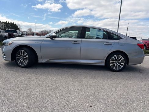 Used 2019 Honda Accord EX image 4