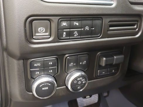 Used 2023 GMC Yukon AT4 w/ Max Trailering Package AWD/4WD image 31