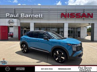 Certified 2025 Nissan Kicks SR w/ Interior Electronics Package AWD/4WD 360° Tour