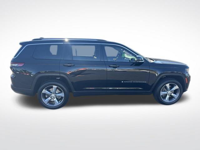 Used 2022 Jeep Grand Cherokee L Limited AWD/4WD image 7