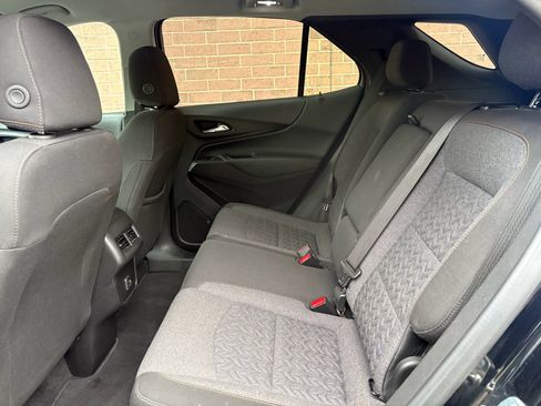 Used 2024 Chevrolet Equinox LT AWD/4WD image 17