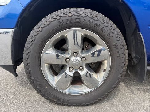Certified 2019 RAM 1500 Big Horn AWD/4WD image 10