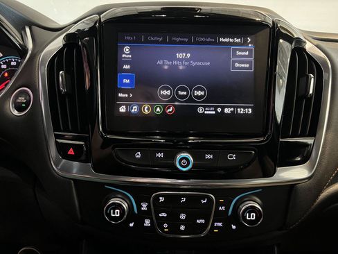 Used 2023 Chevrolet Traverse RS AWD/4WD image 45