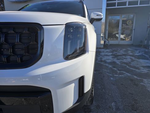 Used 2025 Kia Telluride EX X-Line image 10