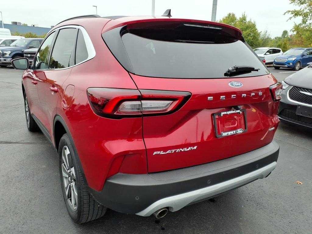 Used 2024 Ford Escape Platinum AWD/4WD image 6
