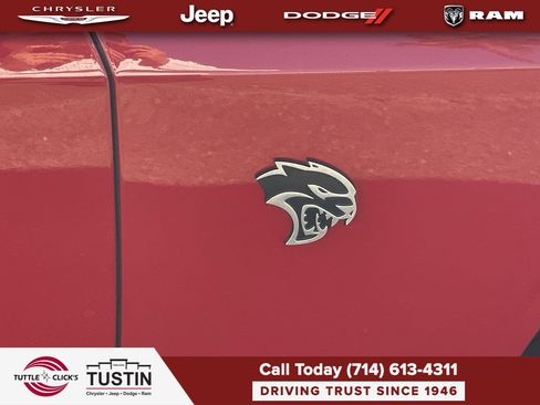 Used 2016 Dodge Challenger SRT Hellcat RWD image 8
