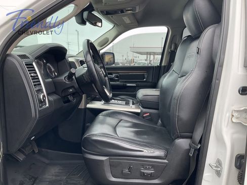 Used 2013 RAM 1500 Laramie w/ Convenience Group AWD/4WD image 16