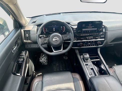 Used 2023 Nissan Pathfinder Platinum w/ Cargo Package FWD image 22