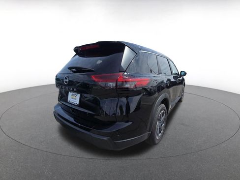 Used 2025 Nissan Rogue SV FWD image 18