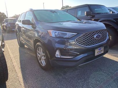 Used 2024 Ford Edge SEL w/ Convenience Package