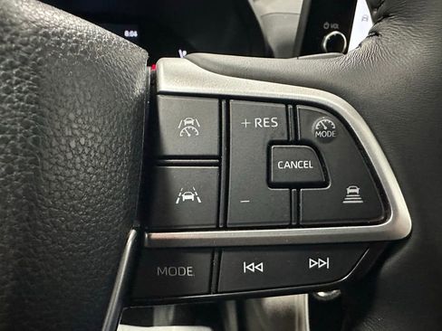 Used 2025 Toyota Grand Highlander AWD image 20