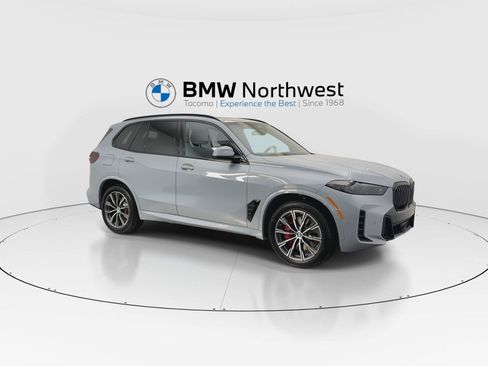 New 2026 BMW X5 xDrive40i w/ M Sport Package AWD/4WD image 6