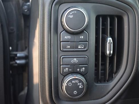 Used 2021 Chevrolet Silverado 1500 Custom AWD/4WD image 23