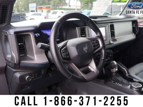 Used 2022 Ford Bronco Outer Banks AWD/4WD image 13