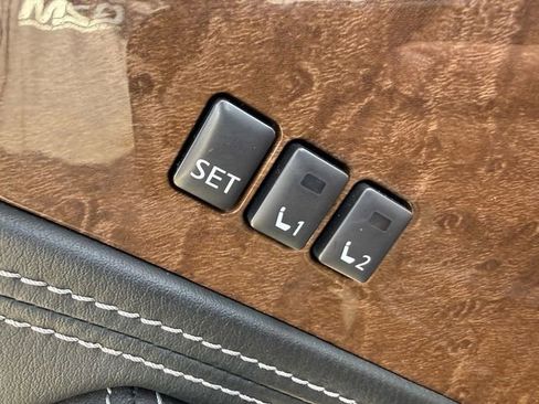 Used 2017 INFINITI QX80 Base image 31