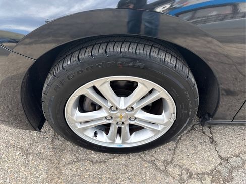 Used 2016 Chevrolet Cruze LT w/ Sun And Sound Package FWD image 19