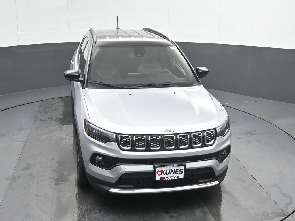 Used 2025 Jeep Compass Limited AWD/4WD image 36