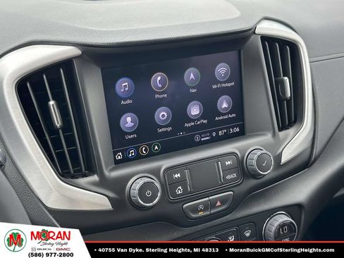 Certified 2024 GMC Terrain SLT w/ Infotainment Package II AWD/4WD image 29