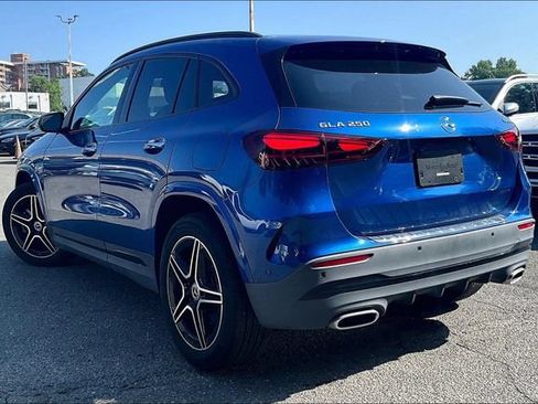 Certified 2024 Mercedes-Benz GLA 250 4MATIC image 3
