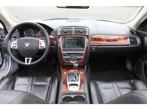 Used 2007 Jaguar XK Convertible RWD image 15