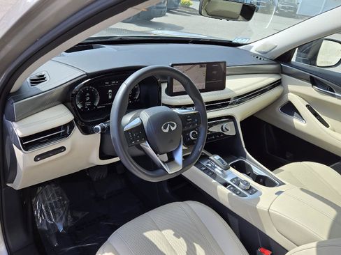 Certified 2023 INFINITI QX60 Luxe w/ Vision Package AWD/4WD image 7