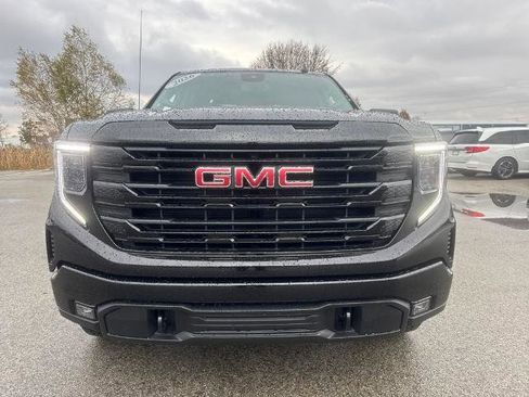 New 2026 GMC Sierra 1500 Elevation image 9
