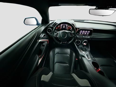 Used 2019 Chevrolet Camaro SS RWD image 23