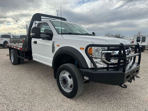 Used 2021 Ford F450 XLT w/ XLT Value Package image 1