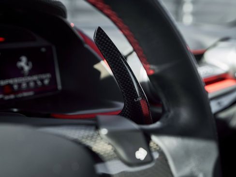 Used 2018 Ferrari 812 Superfast image 56