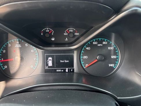 Used 2022 Chevrolet Colorado W/T RWD image 16