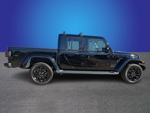 Used 2023 Jeep Gladiator Overland image 7