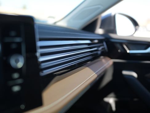 New 2026 Volkswagen Jetta SEL image 30