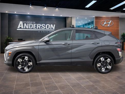 Certified 2025 Hyundai Kona SEL FWD image 4
