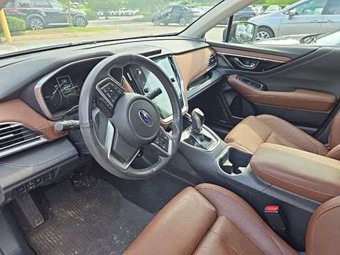 Used 2023 Subaru Outback Touring XT AWD/4WD image 12