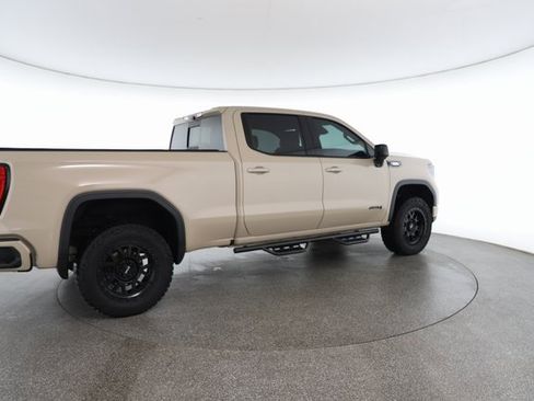Used 2022 GMC Sierra 1500 AT4 w/ Technology Package image 19