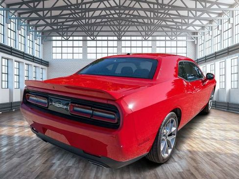 Used 2022 Dodge Challenger GT RWD image 4