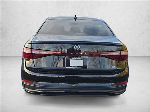 New 2026 Volkswagen Jetta SE image 4