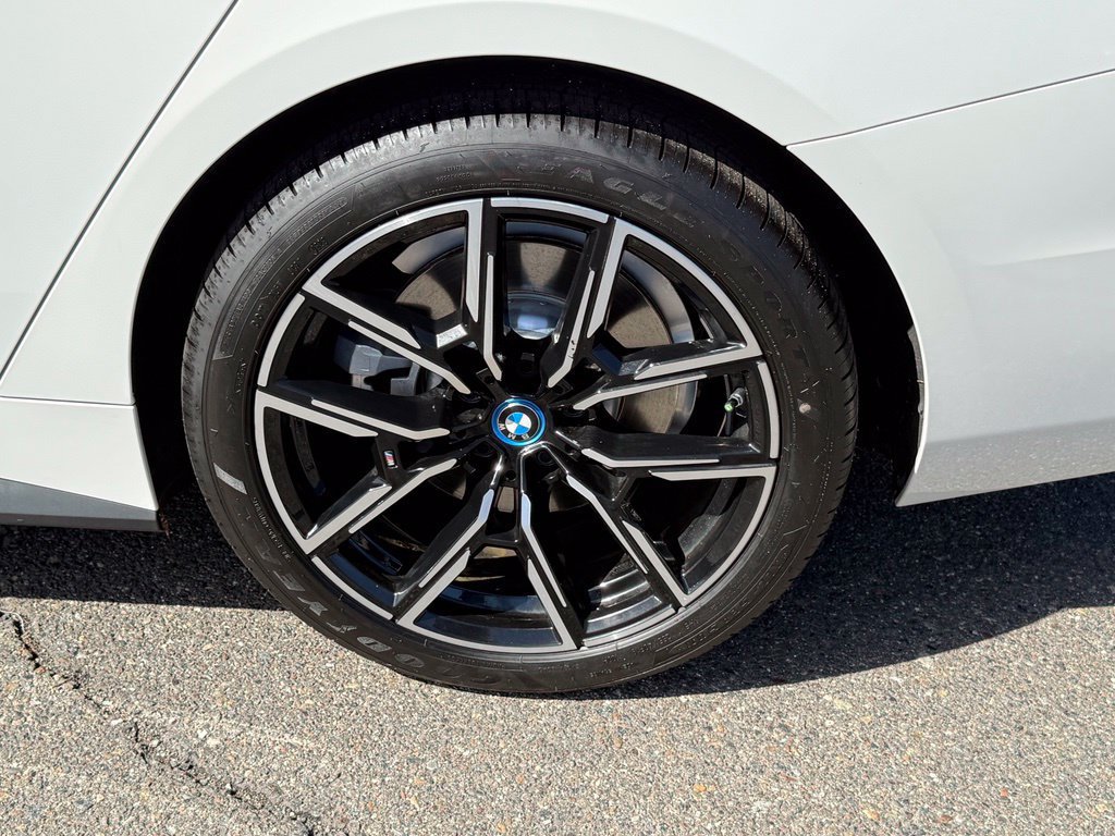 Certified 2024 BMW i4 eDrive40 w/ M Sport Package RWD image 14