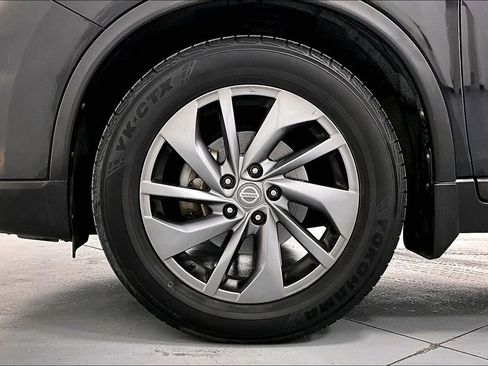 Used 2016 Nissan Rogue SL w/ SL Premium Package FWD image 11