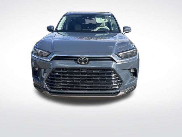 Used 2025 Toyota Grand Highlander AWD Hybrid image 4
