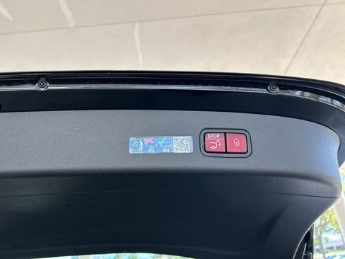 Used 2024 Mercedes-Benz GLC 43 AMG 4MATIC image 38