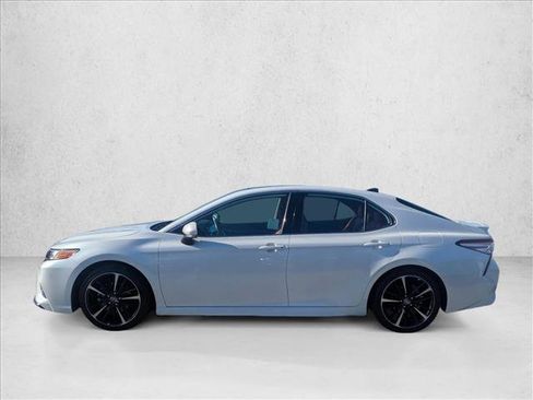 Certified 2020 Toyota Camry XSE image 2