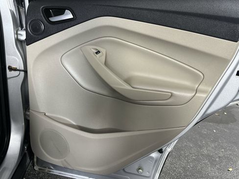 Used 2017 Ford Escape Titanium image 35