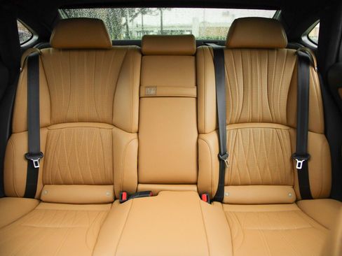 Used 2022 Lexus LS 500 w/ Interior Upgrade Package image 27