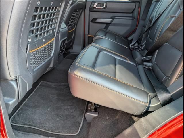 Used 2024 Ford Bronco Badlands AWD/4WD image 10