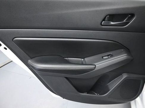 Used 2025 Nissan Altima 2.5 SV FWD image 25