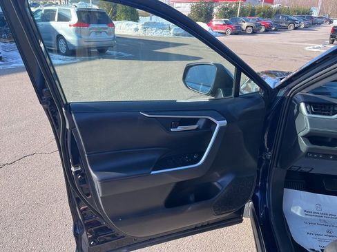 Certified 2024 Toyota RAV4 XLE w/ Convenience Package image 9