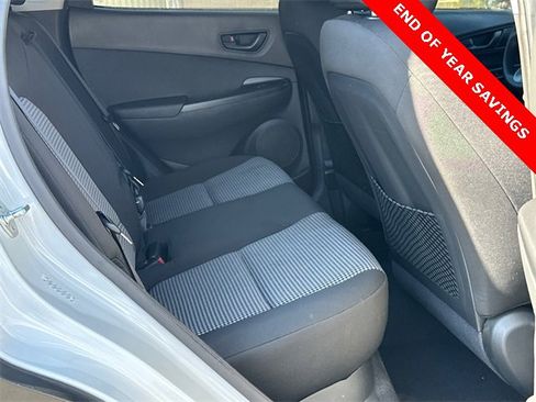 Used 2020 Hyundai Kona SE image 15